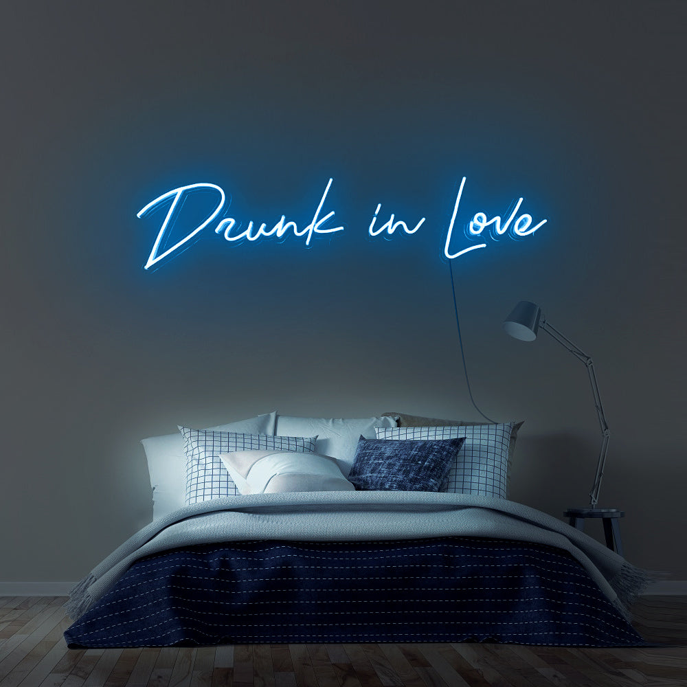 Enseigne néon Drunk in love